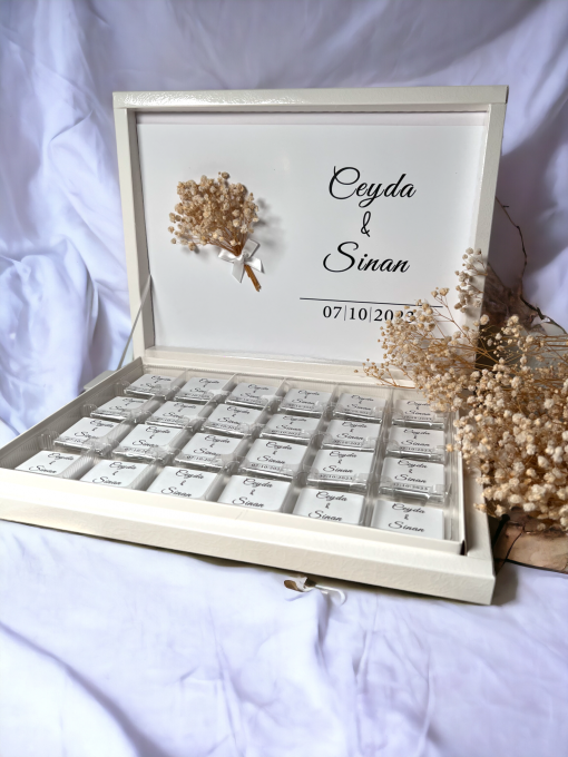 Personalisierte Schokobox mit Schleierkraut Schlicht | Hochzeit Verlobung Geburtstag – Bild 3